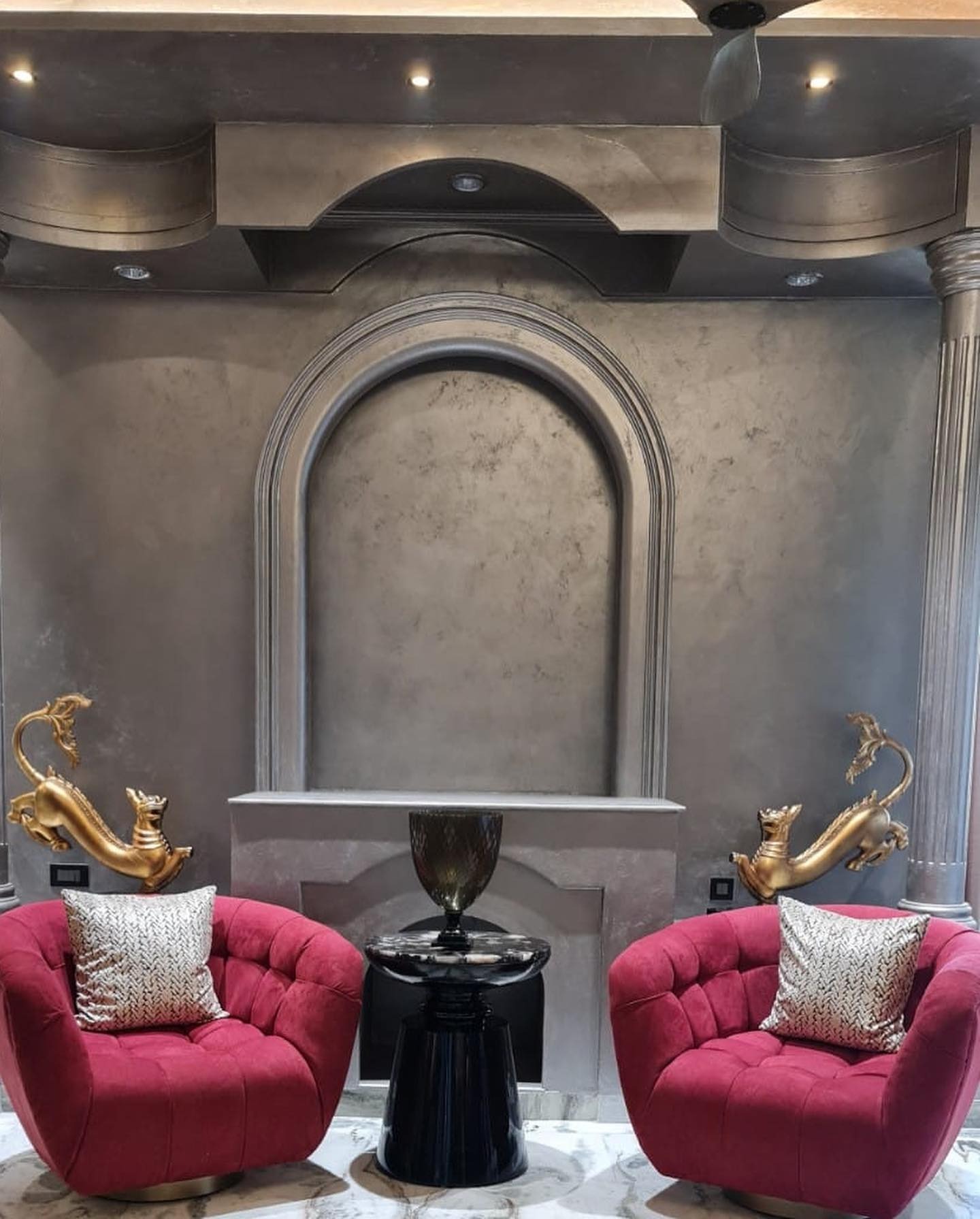 Lime Plaster vs Cement Plaster: Which Finish Is Better for Your Walls?